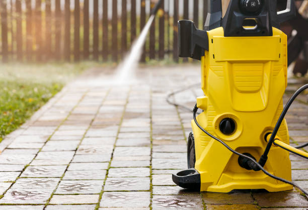 Best Playground Equipment Cleaning  in Kissimmee, FL